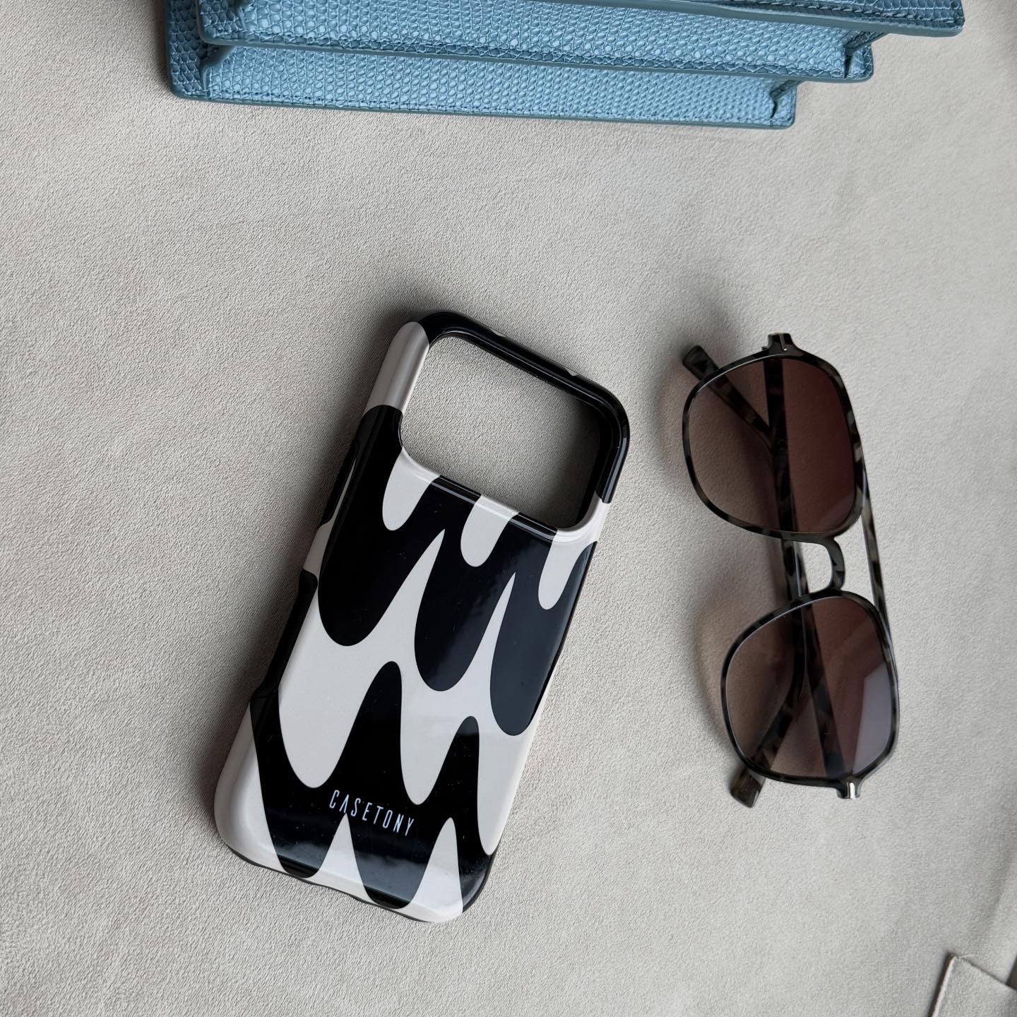 Sandora Tough iPhone Case